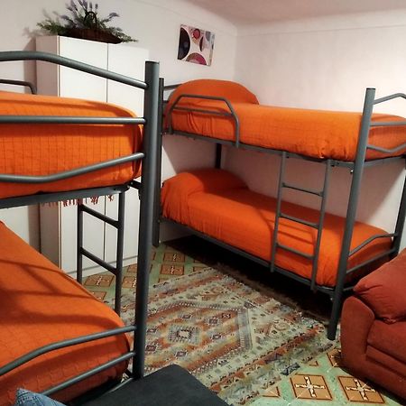 Casa Rural Complex Masia Del Tremendo Y Agroturismo Camarles Eksteriør billede