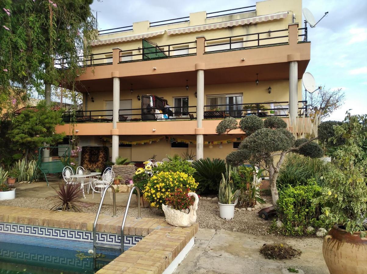 Casa Rural Complex Masia Del Tremendo Y Agroturismo Camarles Eksteriør billede